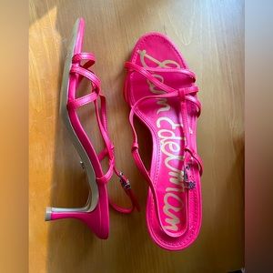 NWOT Strappy kitten heels